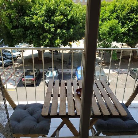 Habitaciones En Apartamento Compartido Delicias Room Cerca Del Mar, Aeropuerto, Ave Y Metro Málaga Eksteriør billede
