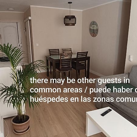 Habitaciones En Apartamento Compartido Delicias Room Cerca Del Mar, Aeropuerto, Ave Y Metro Málaga Eksteriør billede