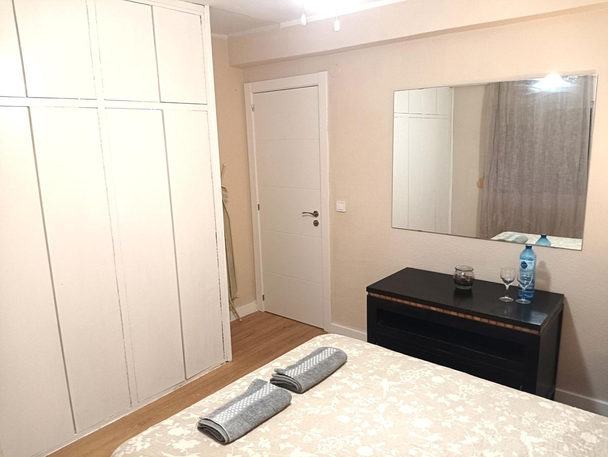 Habitaciones En Apartamento Compartido Delicias Room Cerca Del Mar, Aeropuerto, Ave Y Metro Málaga Værelse billede