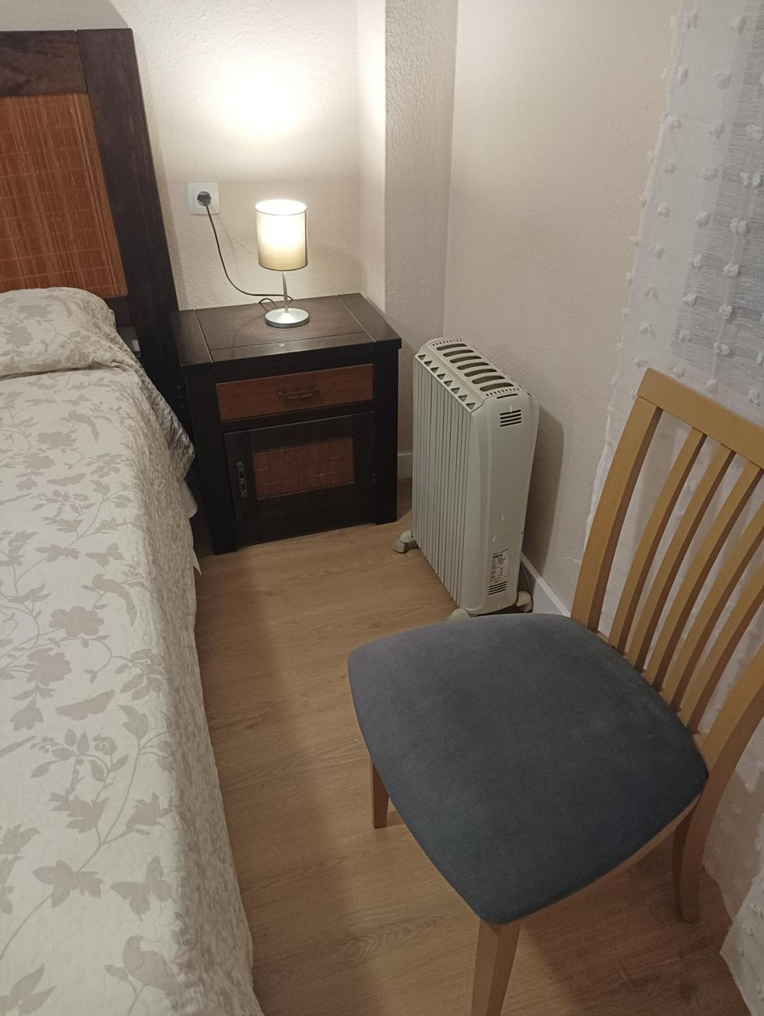 Habitaciones En Apartamento Compartido Delicias Room Cerca Del Mar, Aeropuerto, Ave Y Metro Málaga Eksteriør billede